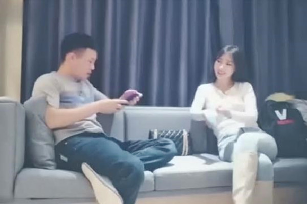 偶像明星级别9分超高颜值外围女神不愧是学过舞蹈的